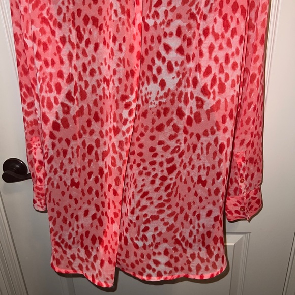 A.N.A. Womens Shirt size L Pink red leopard Long Sleeve Pockets Lightweight - Picture 9 of 10